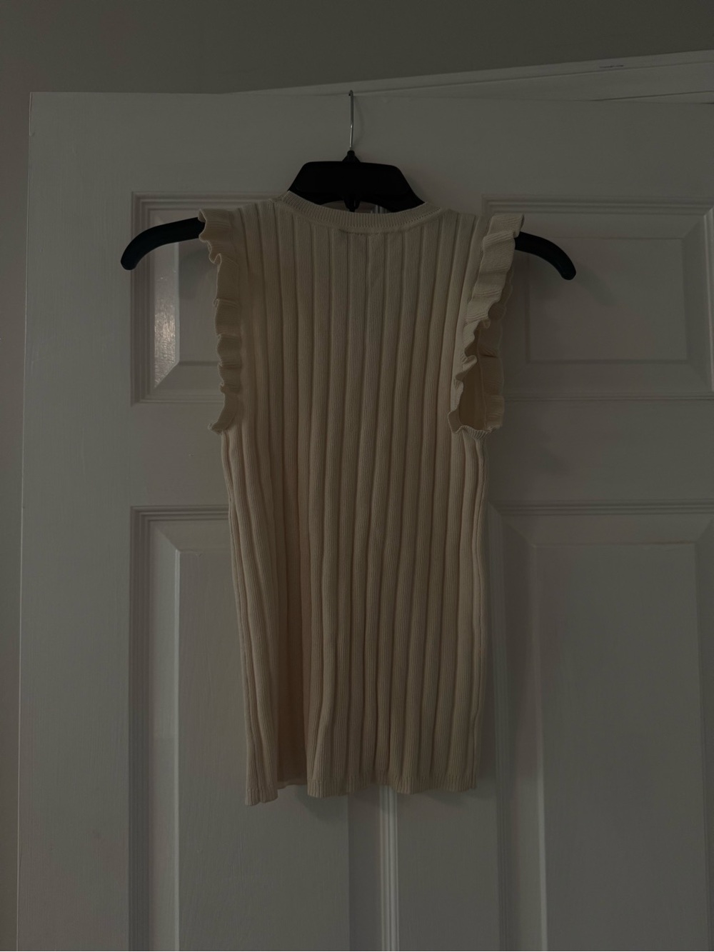 Ann Taylor Ribbed Tank - Picture 3 of 5